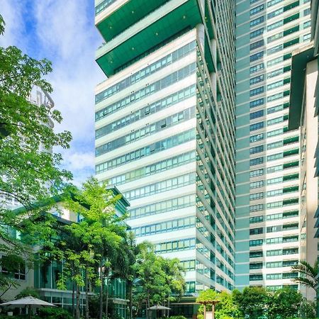 Aruga Apartments By Rockwell Makati Макати Экстерьер фото