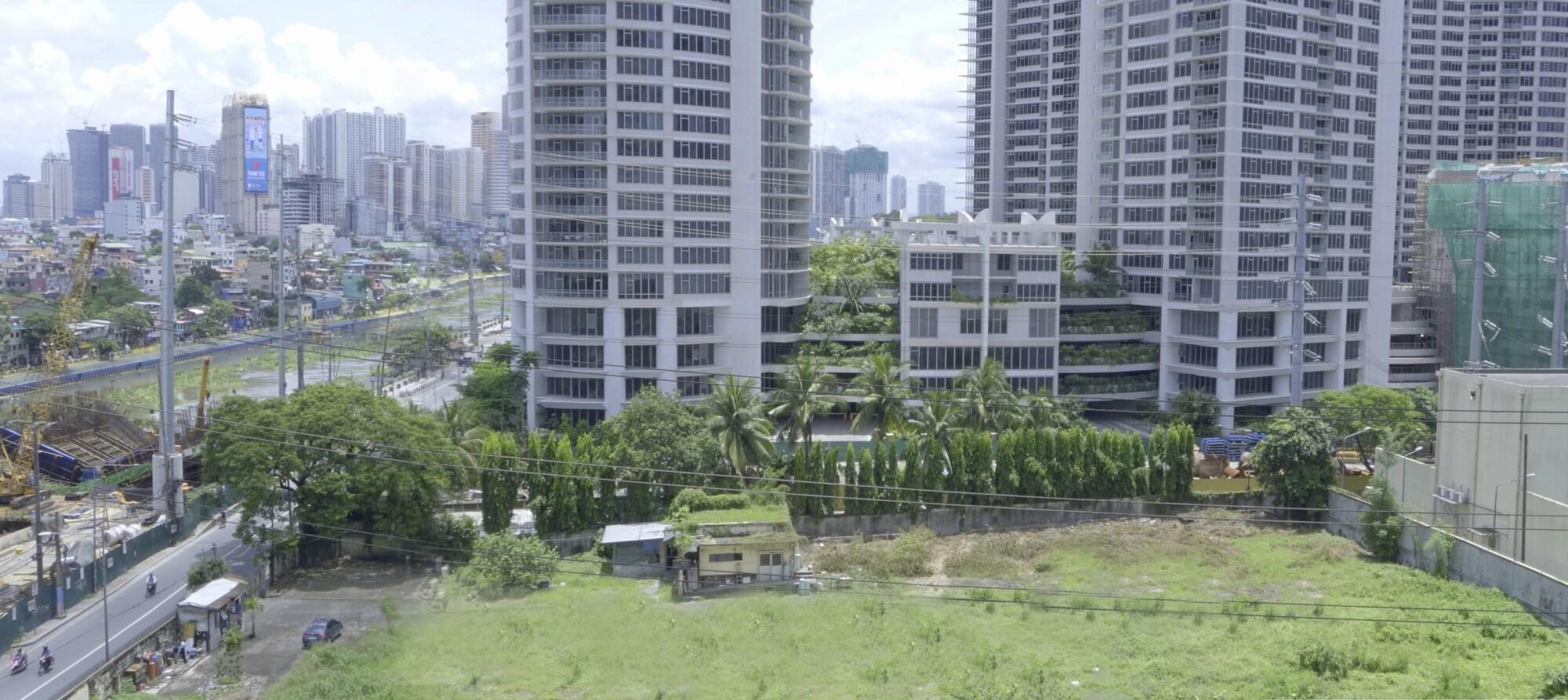 Aruga Apartments By Rockwell Makati Макати Экстерьер фото